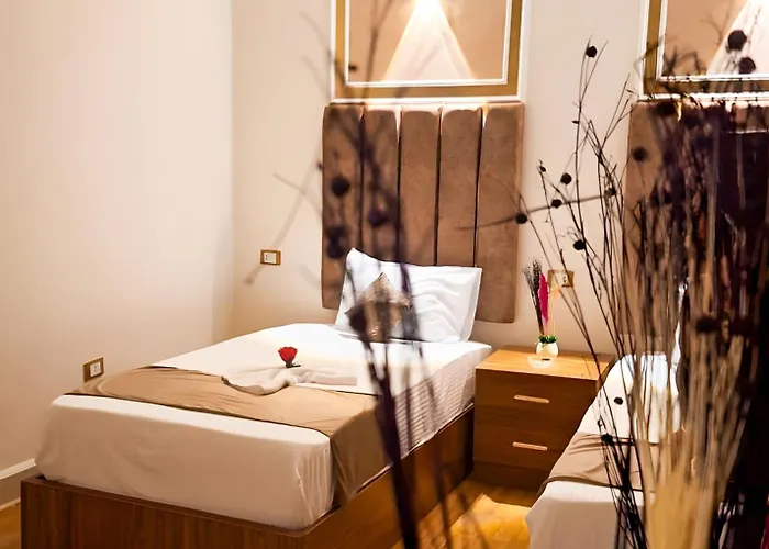 Hostgram Downtown Suites