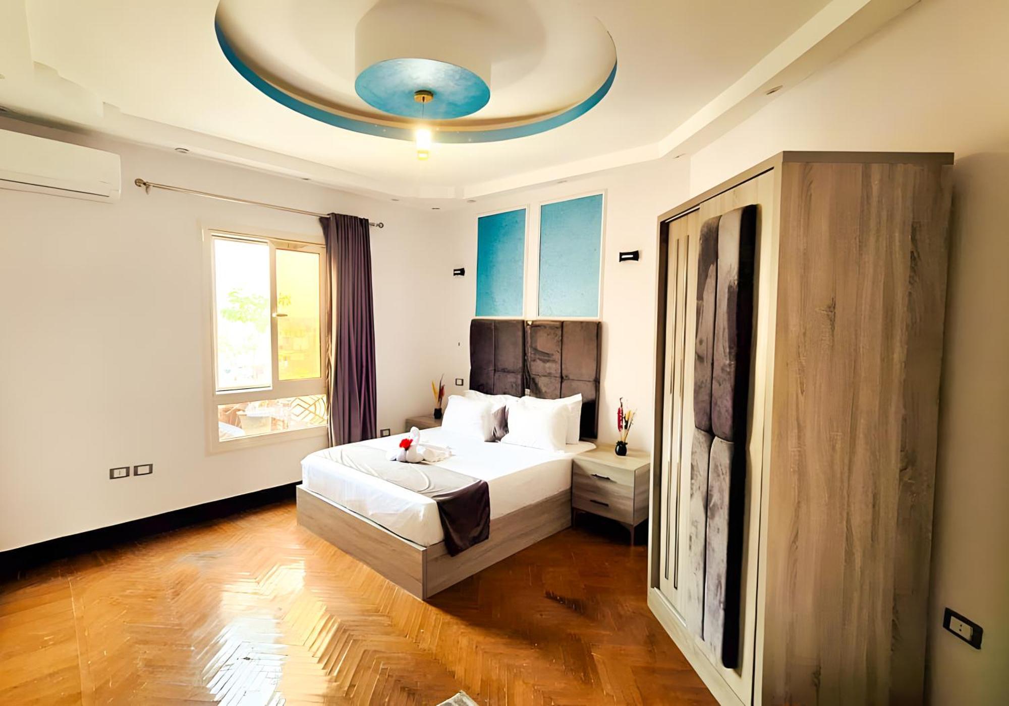 Hostgram Downtown 3*